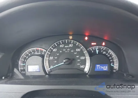 2014 Toyota Camry Se z USA, uszkodzony, nr VIN 4T1BF1FK8EU335542